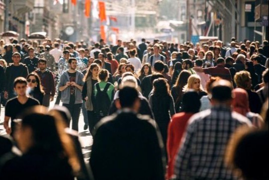 Зеркальный шар нашего "Я": что отражается и кто отражает. Влияние среды на формирование "Я"- концепции: pro I contra.