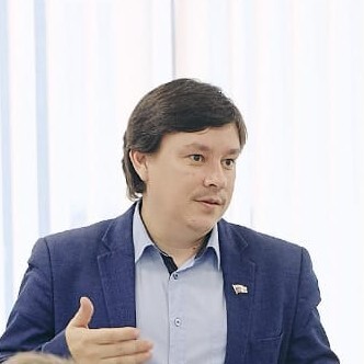 Евгений Михайлович Овчинников