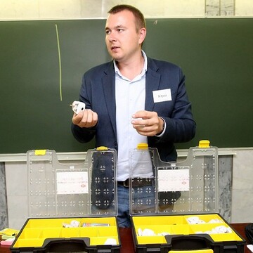 Юрий  Шолин